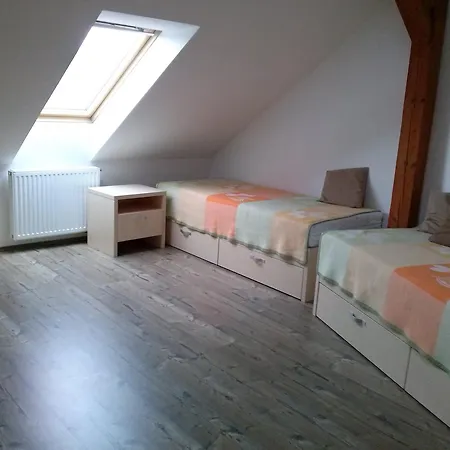 Fuegefa Vendeghaz * Orfű