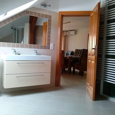 Fuegefa Vendeghaz Daire Orfű