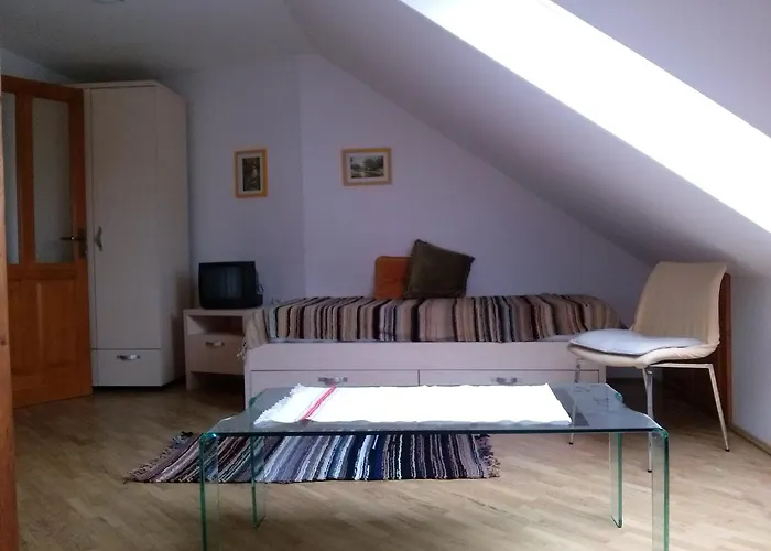 Apartament Fuegefa Vendeghaz